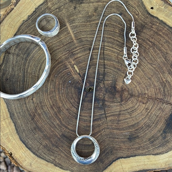 Vintage Brighton “Trinity” Necklace EC! - Picture 6 of 8